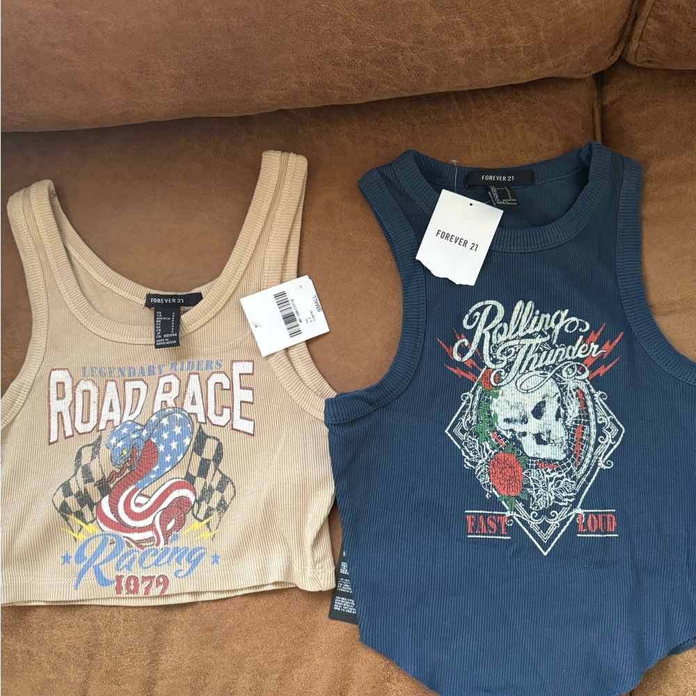 2 x Womens Forever 21 crop tops size small, brand new with tags